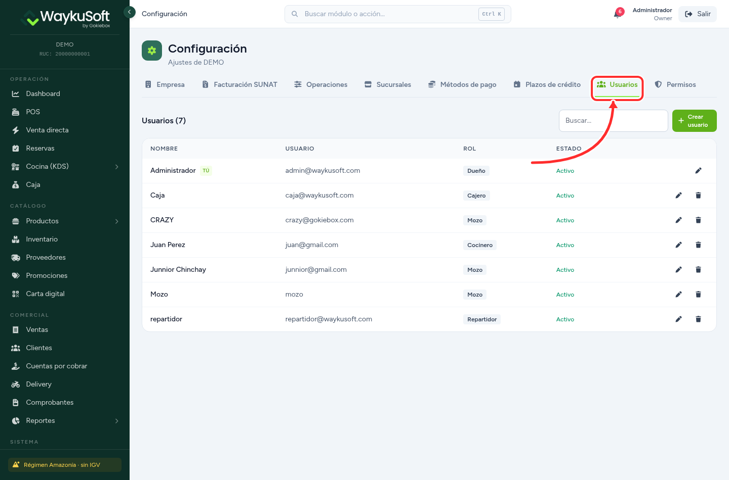 Pantalla de Configuración de WaykuSoft con la pestaña Usuarios señalada con una flecha