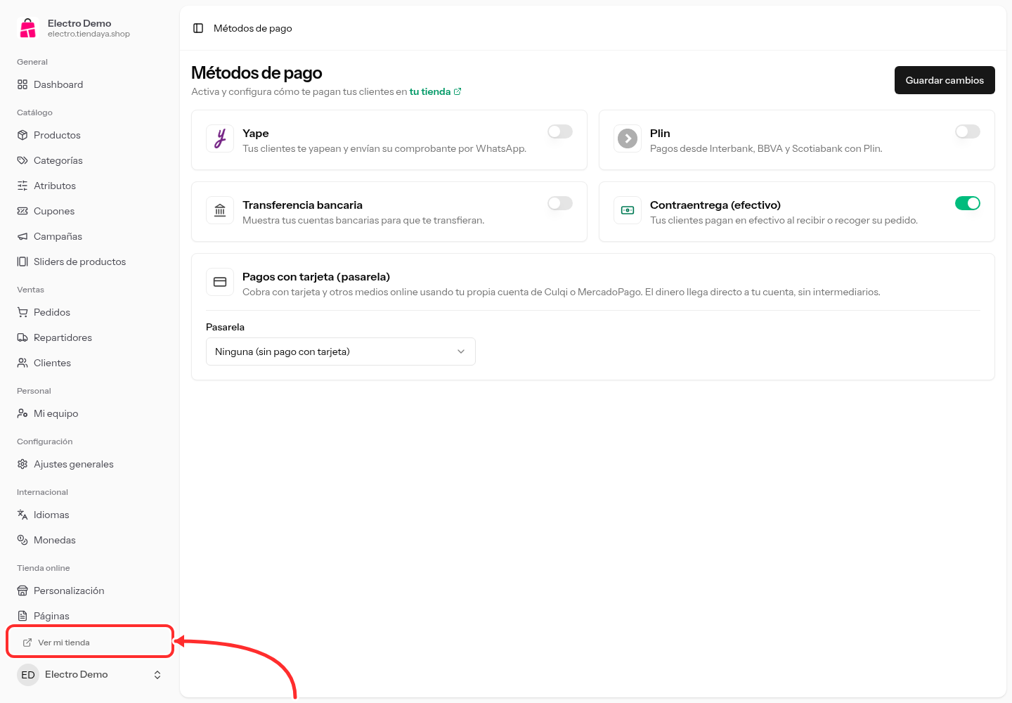 Opción Métodos de pago del grupo Tienda online del menú lateral señalada con una flecha