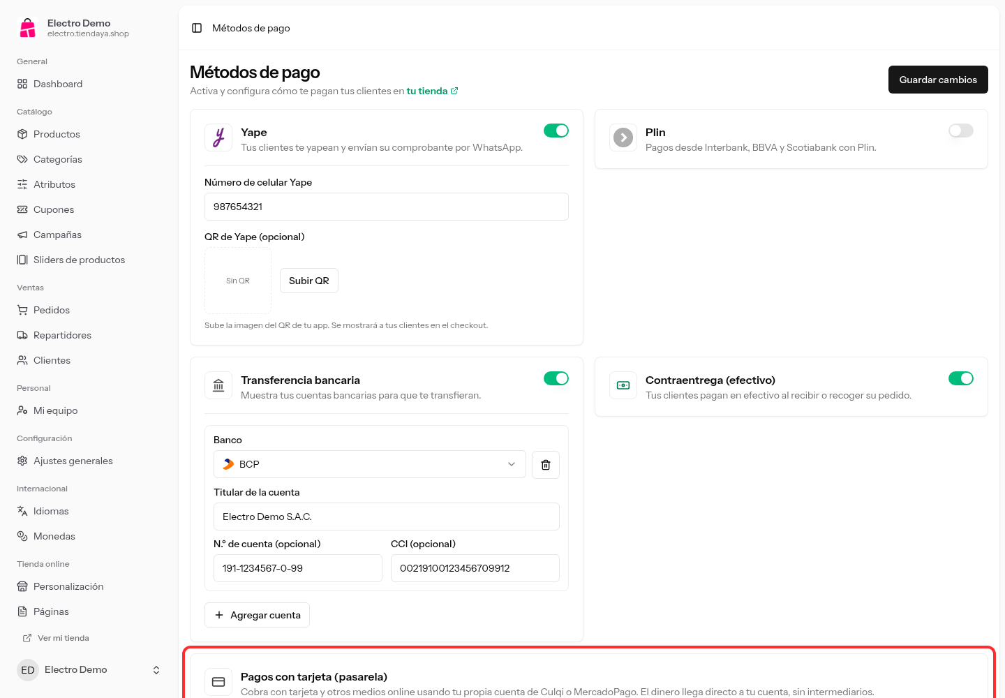 Sección Pagos con tarjeta con el selector de pasarela Culqi o MercadoPago