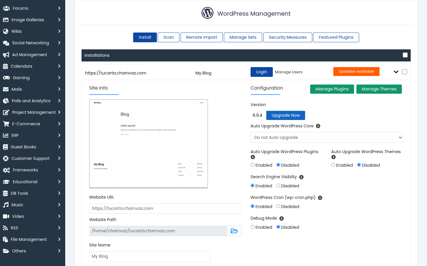 Ficha desplegada de la instalación de WordPress con la versión, la ruta y las opciones de configuración